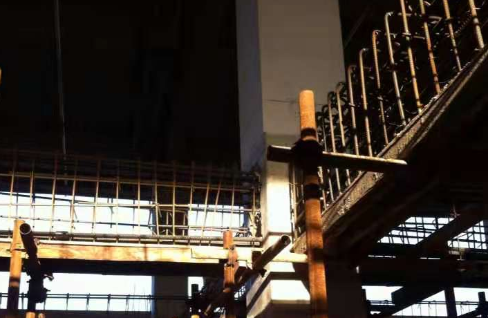 广东一厂房梁柱截面加大施工